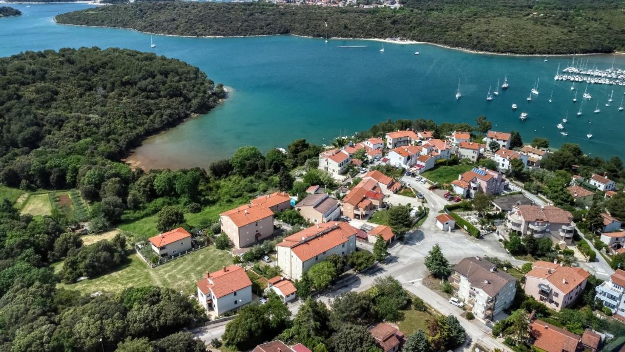 Apartmets Slavica 1644 Banjole Exteriör bild