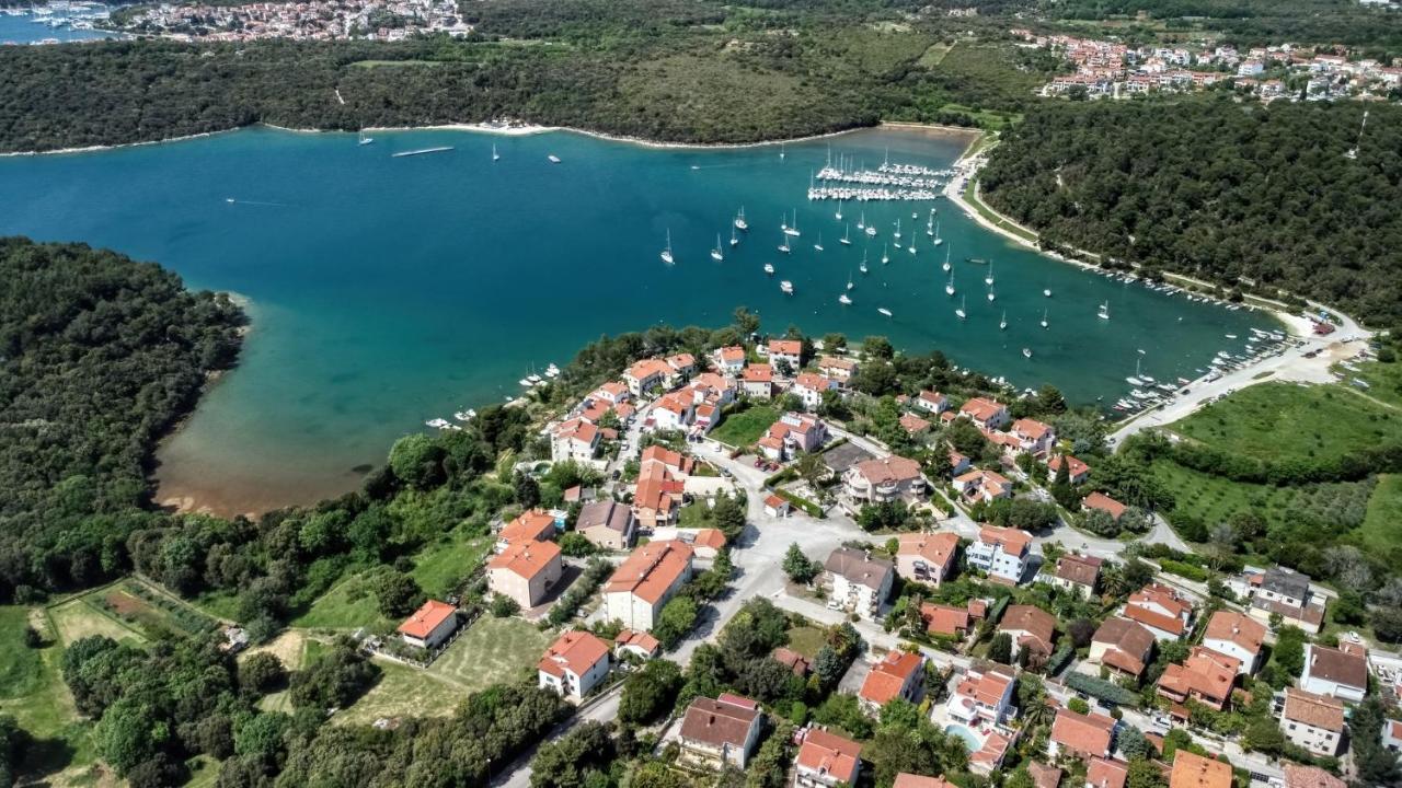 Apartmets Slavica 1644 Banjole Exteriör bild