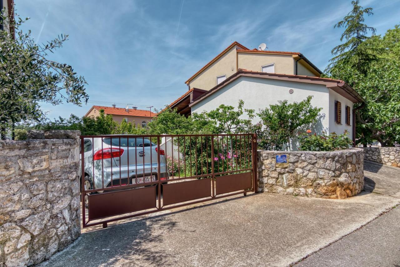 Apartmets Slavica 1644 Banjole Exteriör bild